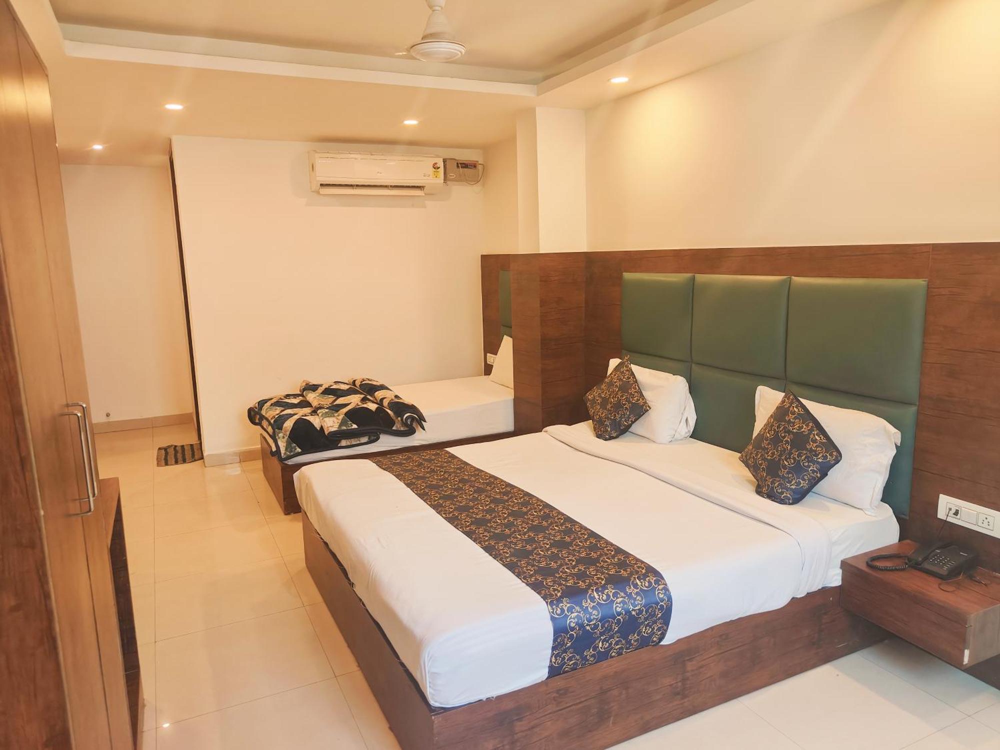 Hotel De Tark A Family Hotel Near Igi Airport Delhi นิวเดลี ภายนอก รูปภาพ